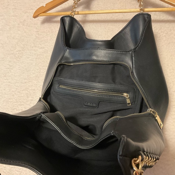 BEBE sz Large Shoulder Bag Hobo Vegan Leather Chunky Gold Tone Chain Black - Picture 12 of 16